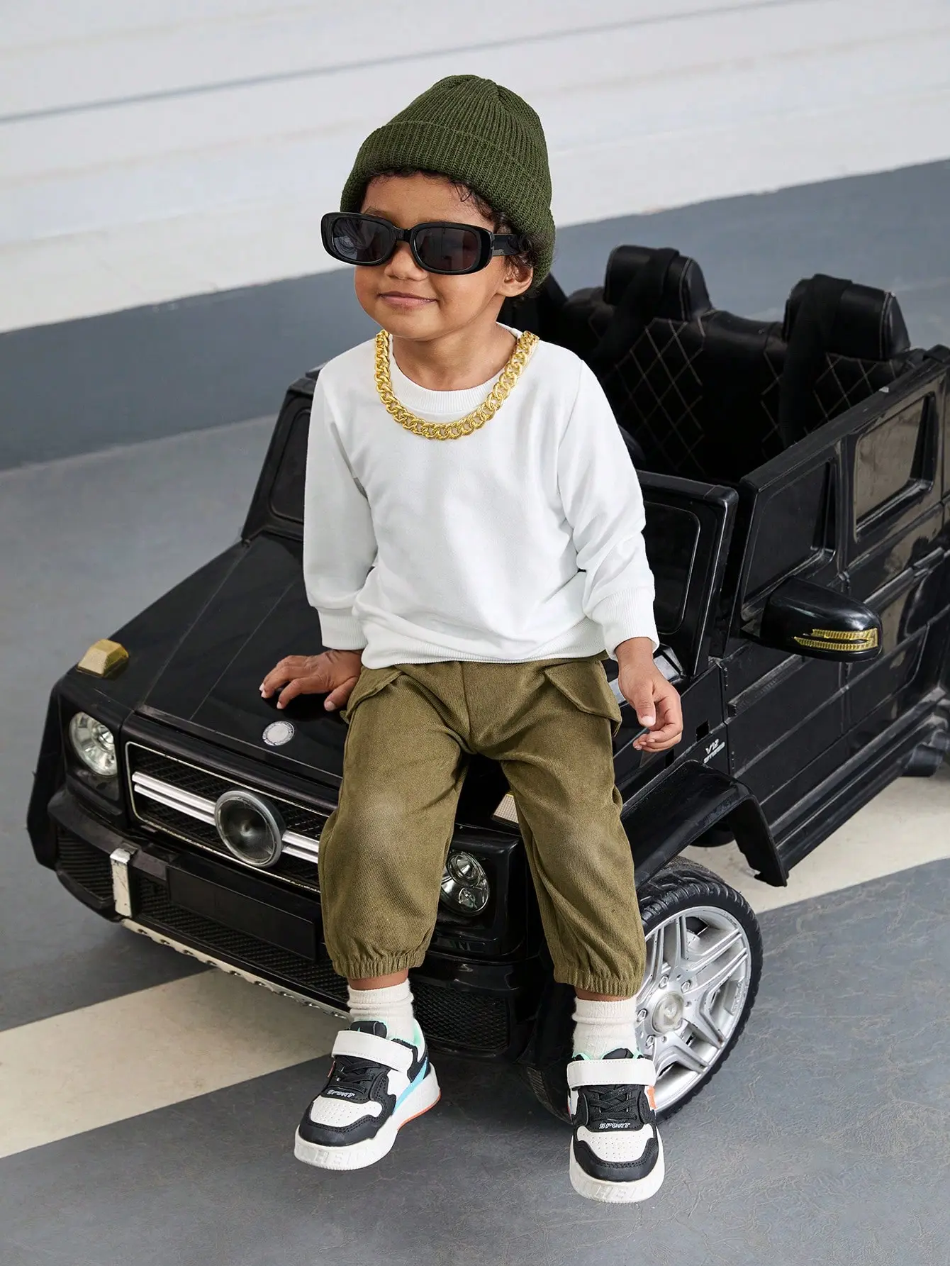 Autumn And Winter Baby Boy Printed Long-Sleeved And Long Pants Set Dinosaur Printed Top Military Green Work Pants