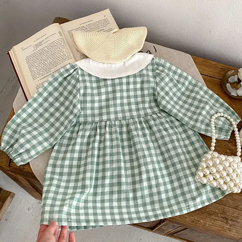 Autumn new baby clothing, 0-3 year old girls, magpie embroidered doll collar plaid long sleeved sweet dress dress
