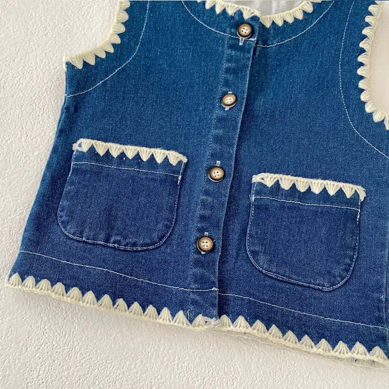 New autumn baby clothing, 0-7 year old female baby, denim dog tooth cardigan, fashionable and versatile vest