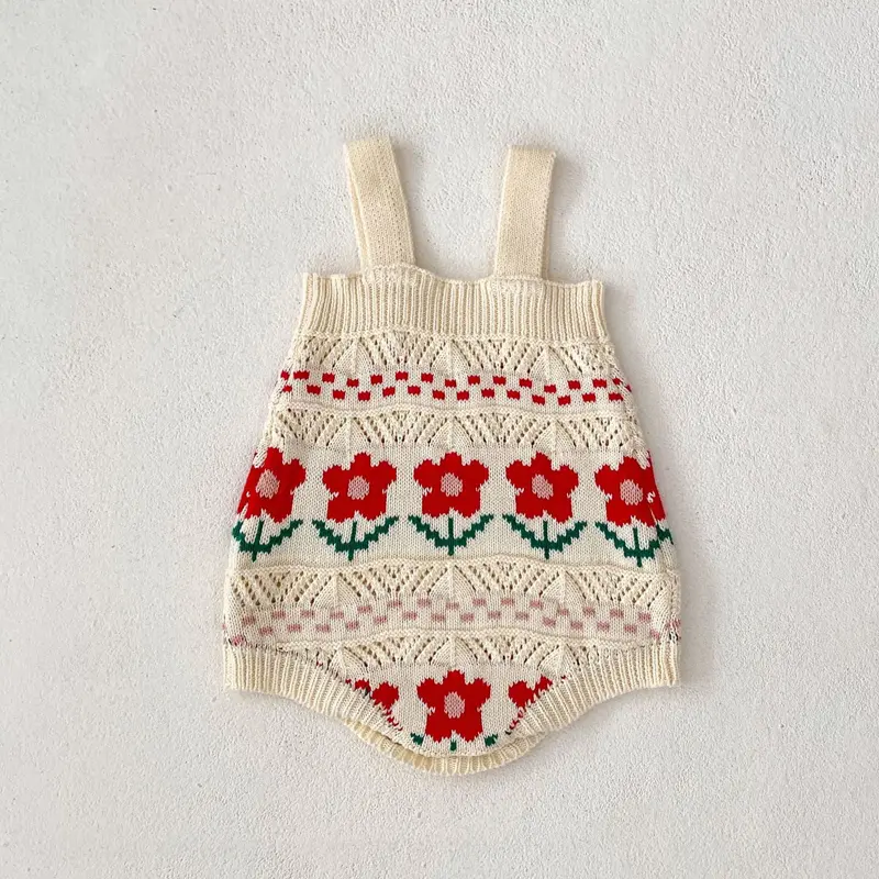 New autumn baby clothing, 0-3 year old female baby, small red flower jacquard knitted sweater jumpsuit, crawling suit