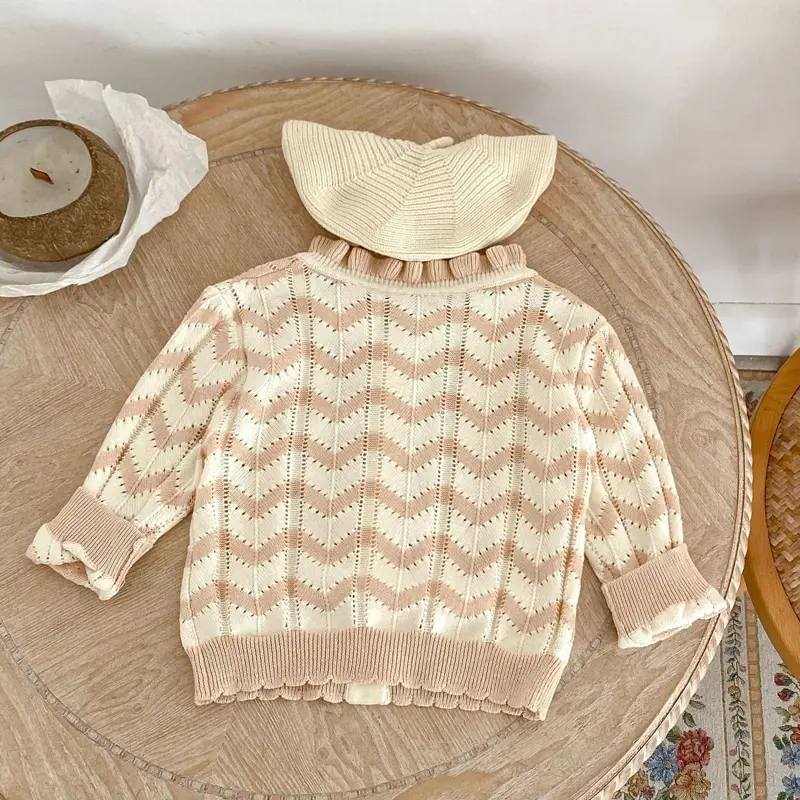 Autumn new baby clothing, 0-3 year old female baby, black fungus collar wave stripe hollow knitted sweater jacket
