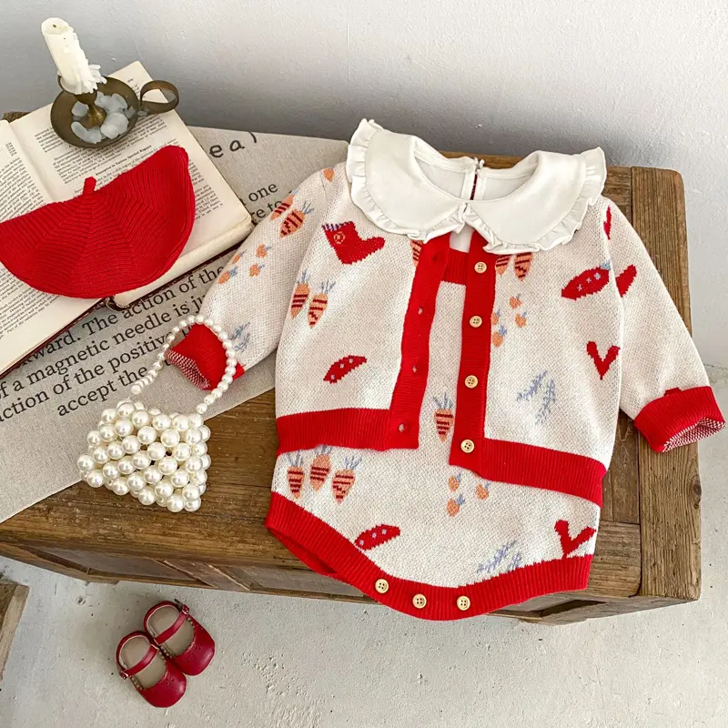 Autumn new baby clothing, 0-3 year old female baby radish socks jacquard knitted sweater jumpsuit