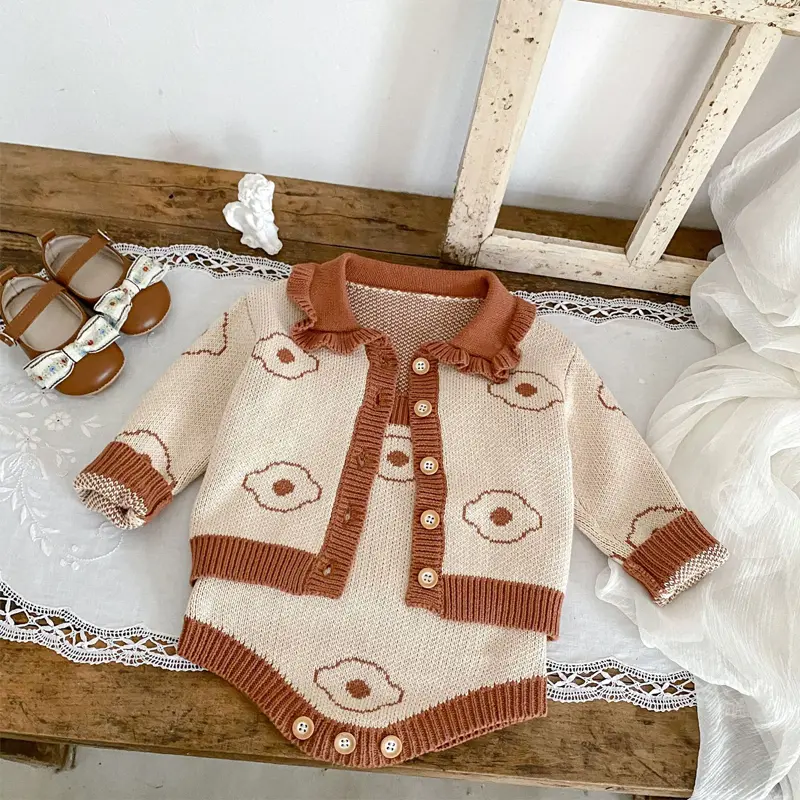 New autumn baby clothing, 0-3 year old female baby, knitted jacquard sweater jumpsuit, crawling suit