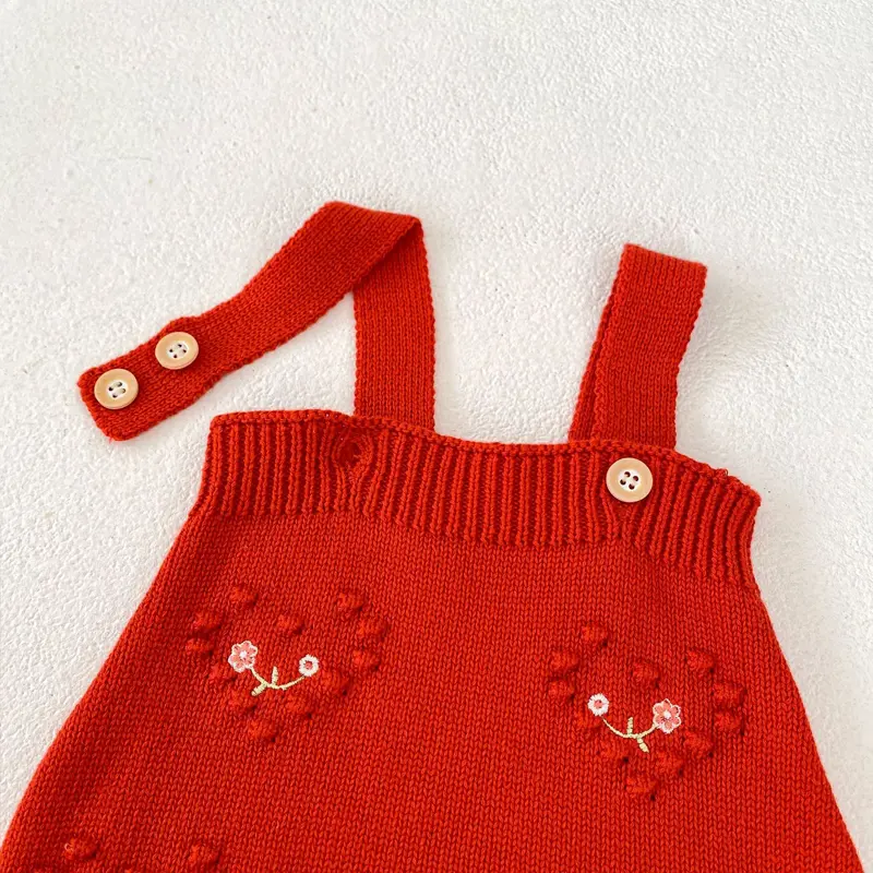 Autumn new baby clothing, 0-3 year old female baby red heart flower embroidered long sleeved knitted sweater jumpsuit