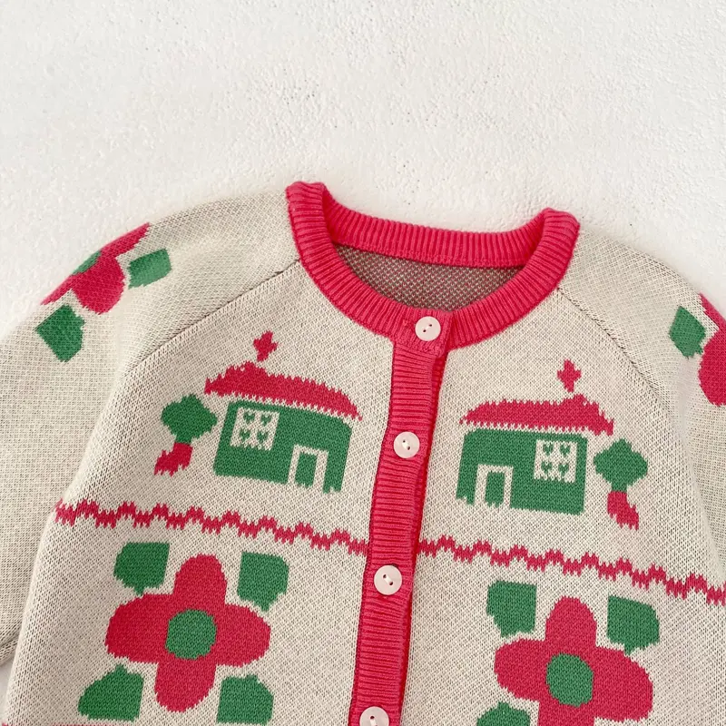 Spring and Autumn New Baby Clothing, 0-3 Year Old Female Baby, House Flower Jacquard Knitted Sweater