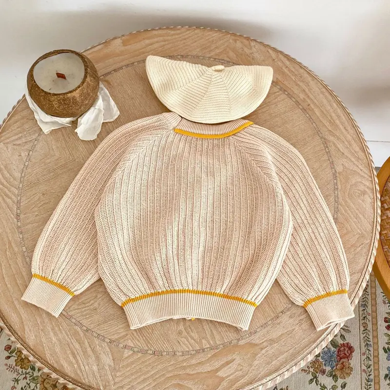 Autumn new baby clothing, 0-3 year old female baby waist cinched sweater jacket V-neck knitted cardigan
