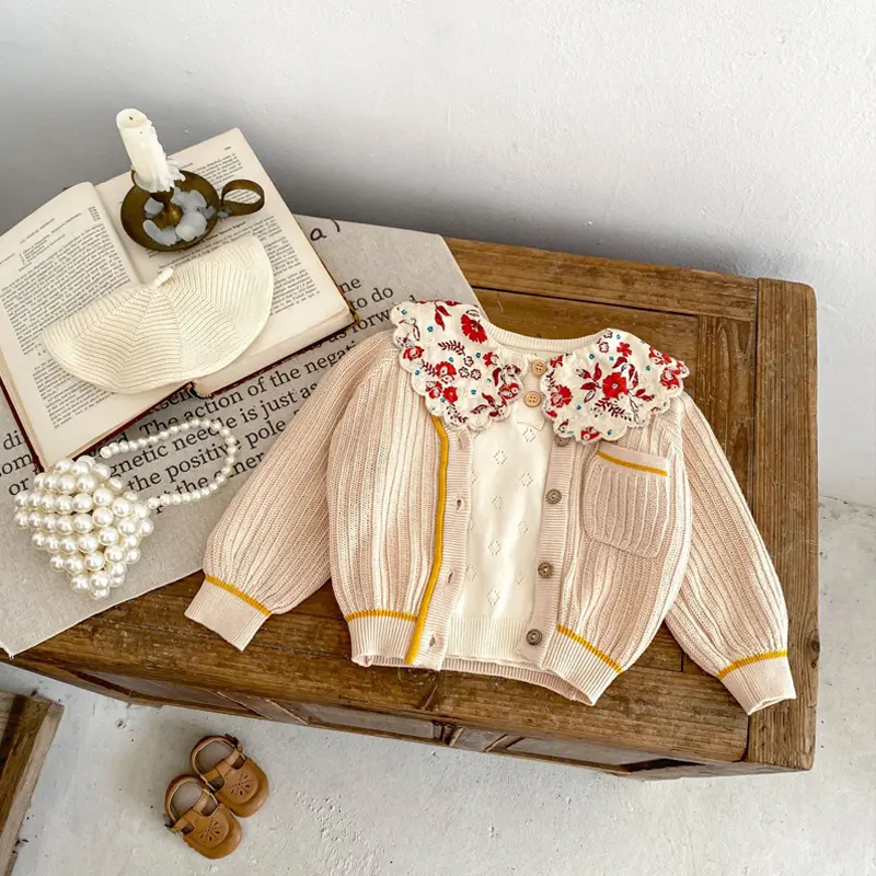 Autumn new baby clothing, 0-3 year old female baby waist cinched sweater jacket V-neck knitted cardigan