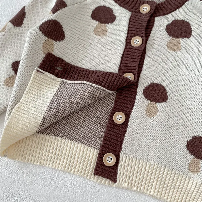 New autumn baby clothing, 0-3 year old female baby, all cotton knitted sweater mushroom jacquard