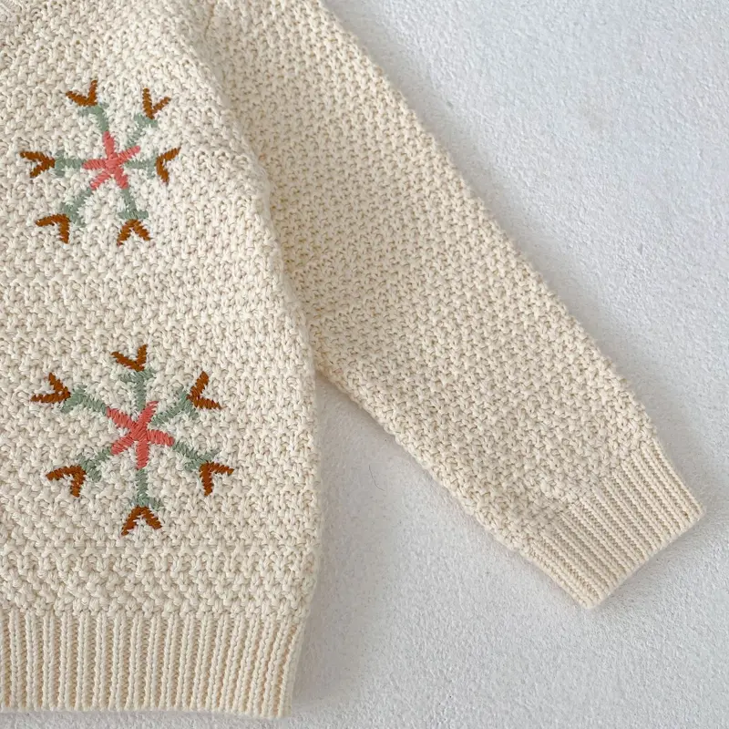 Autumn new baby clothing, 0-3 year old female baby colorful snowflake embroidered knitted sweater long sleeved jacket
