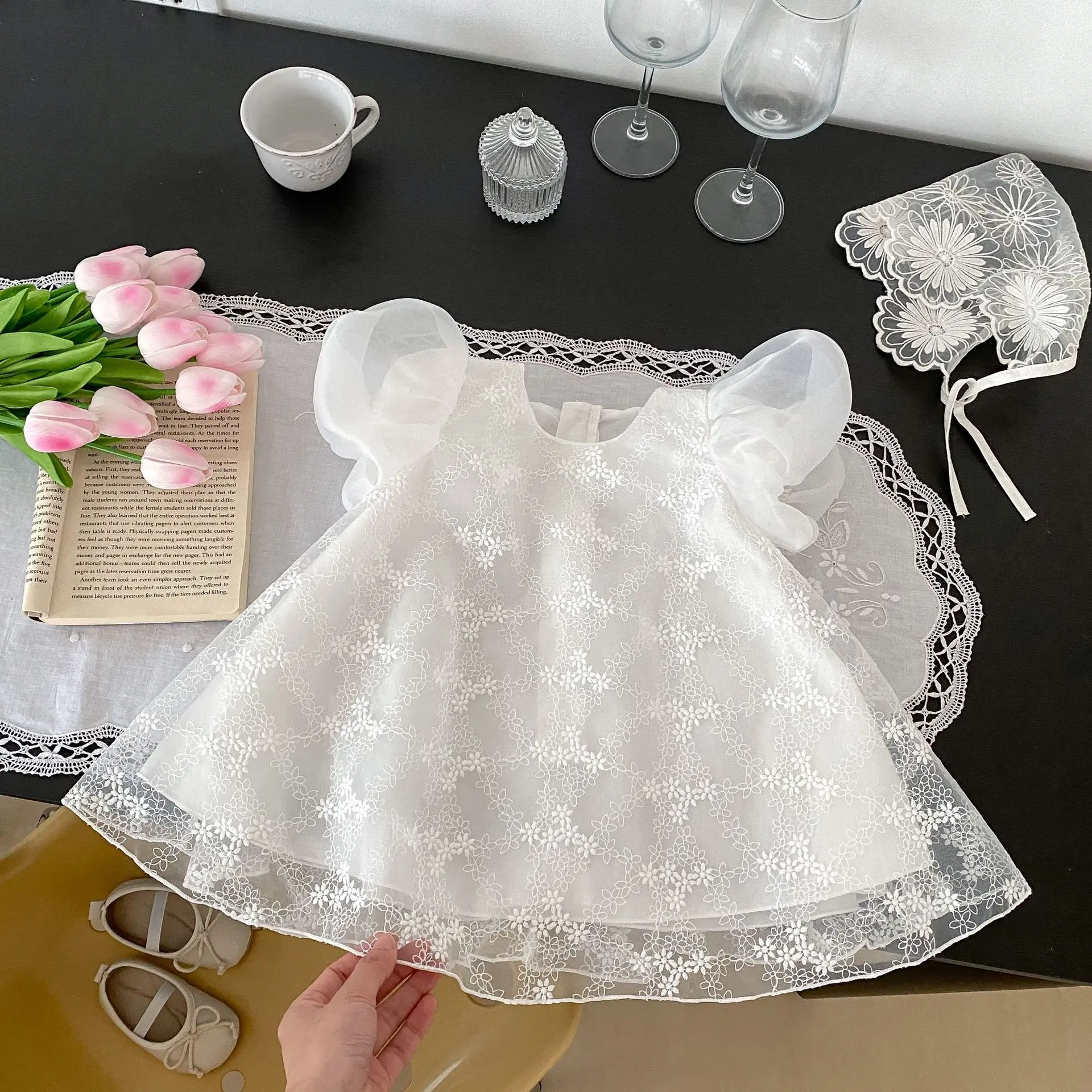 Summer new 0-3 year old baby clothing, exquisite baby girl dress, bubble short sleeved lace skirt