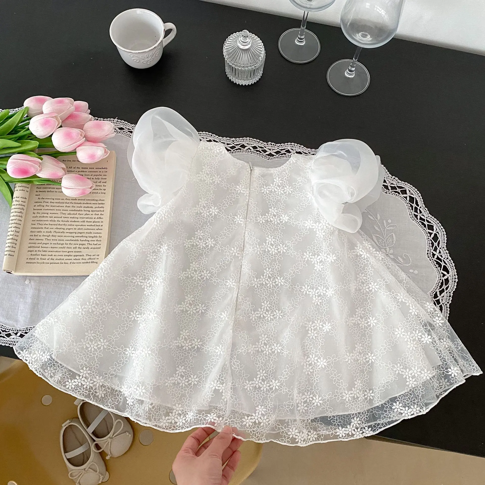 Summer new 0-3 year old baby clothing, exquisite baby girl dress, bubble short sleeved lace skirt