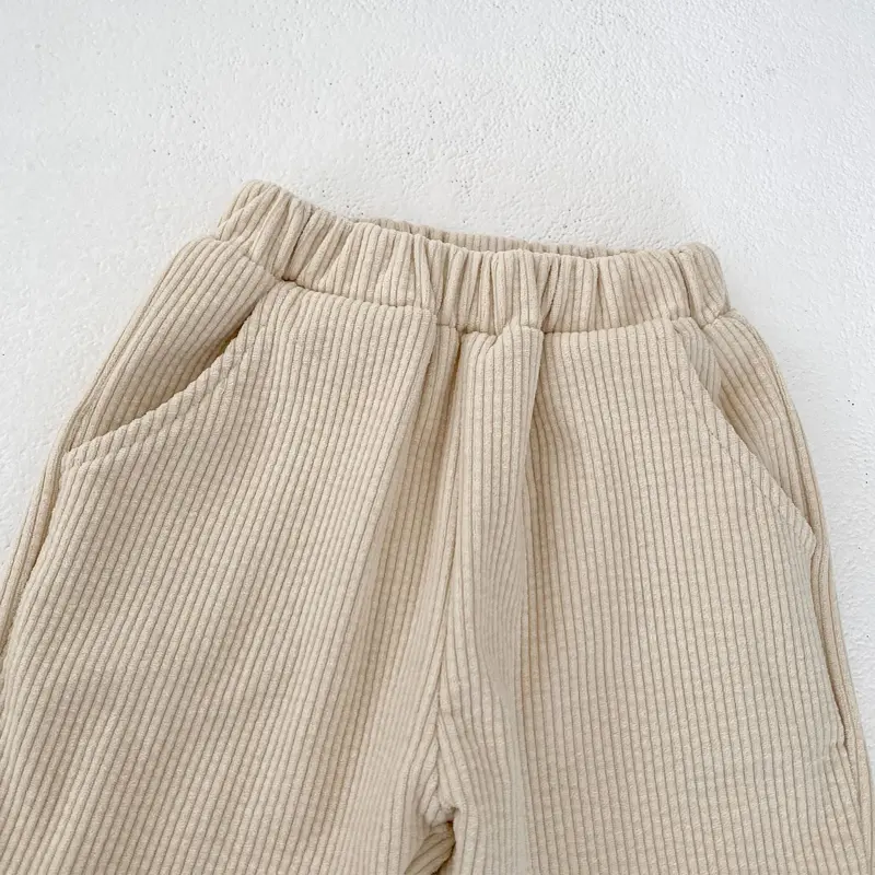 New winter baby clothing, 0-3 year old male and female babies, knee pads embroidered with corduroy and velvet pants
