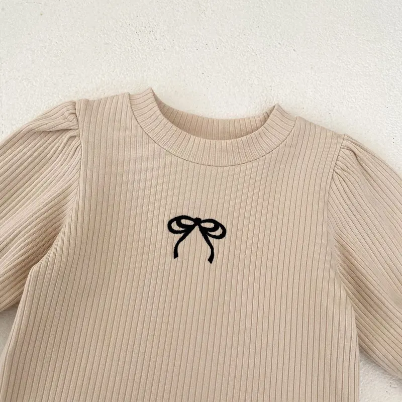 Autumn new baby clothing, 0-3 year old baby girl T-shirt with bow embroidery pit stripe top, girls' base shirt