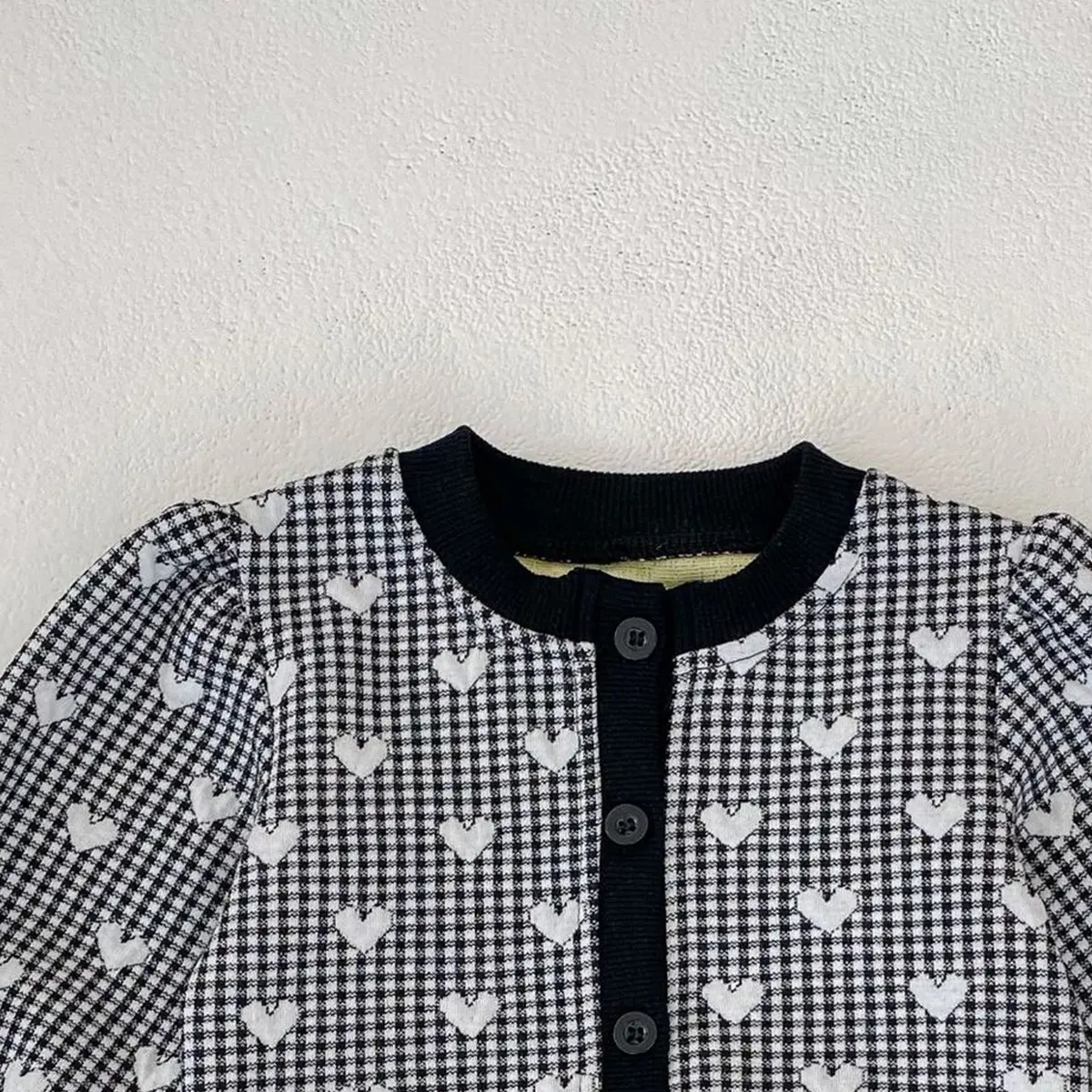 Instagram Spring and Autumn New Fashion Versatile Set for Infants and Girls, Checkered Heart Jacquard Coat+A-line Short Skirt 2-