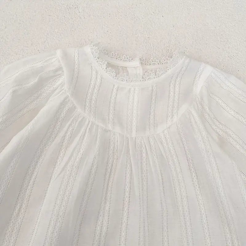 Autumn new baby clothing, 0-3 year old female baby jacquard long sleeved versatile top