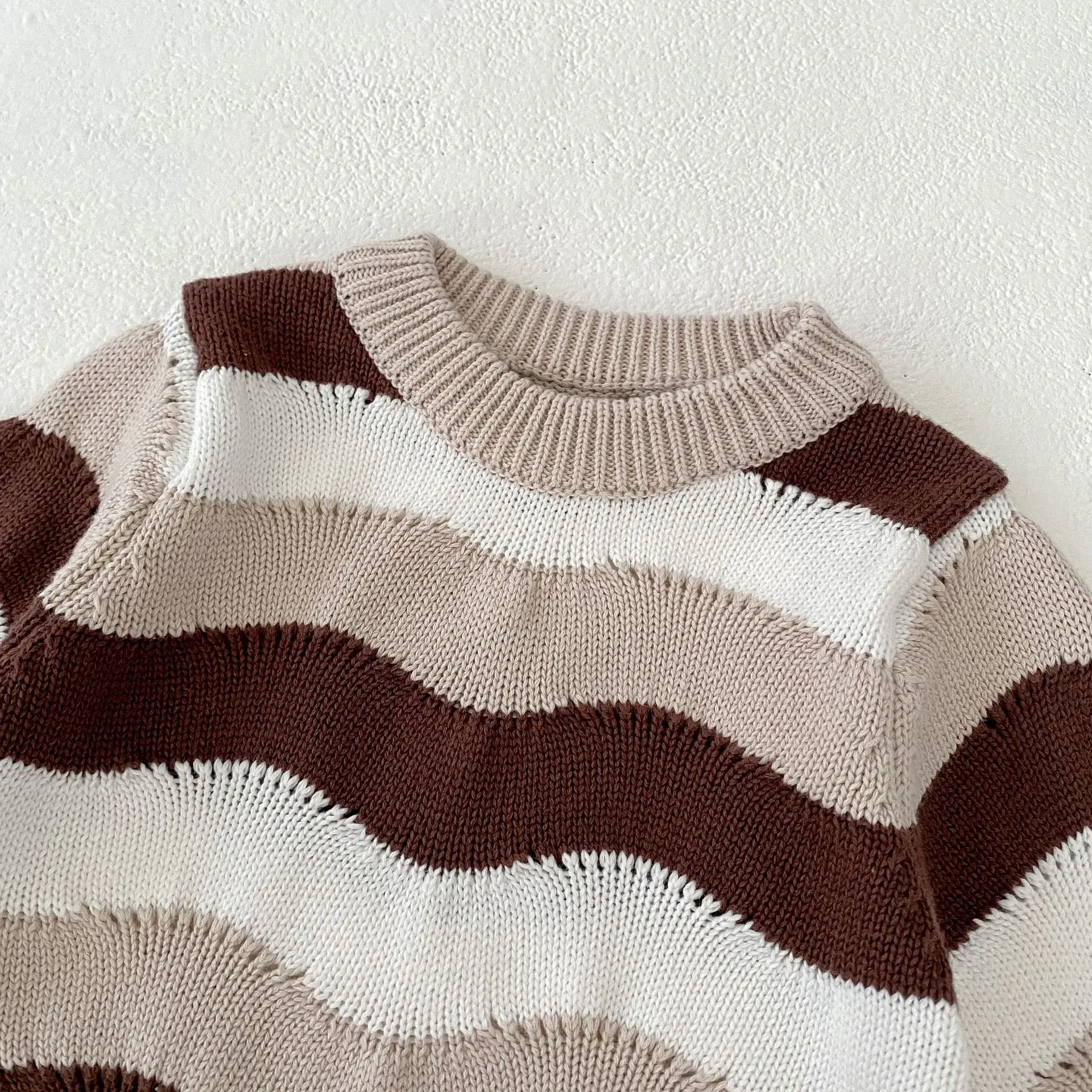 Instagram Spring and Autumn New Men's and Women's Sweater Set for Infants and Girls, Wave Contrast Stripe Knitted Top+Loose Pant
