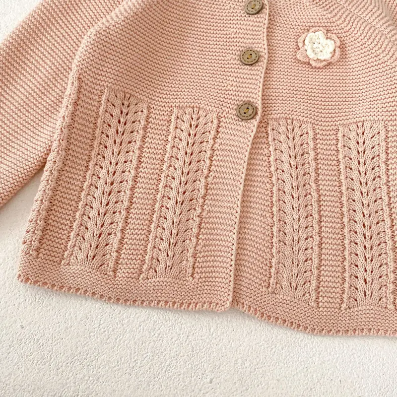 New autumn baby clothing, 0-3 year old female baby, handmade flower knitted sweater jacket