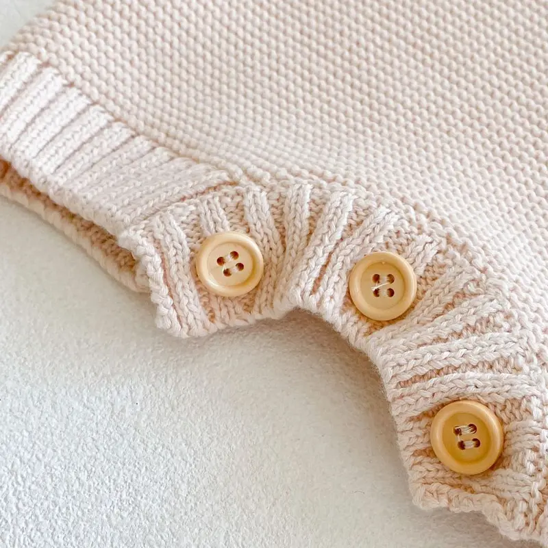 Autumn style new baby clothing for both men and women, love hollow out suspender pants, knitted jumpsuit, buttocks, triangle cra