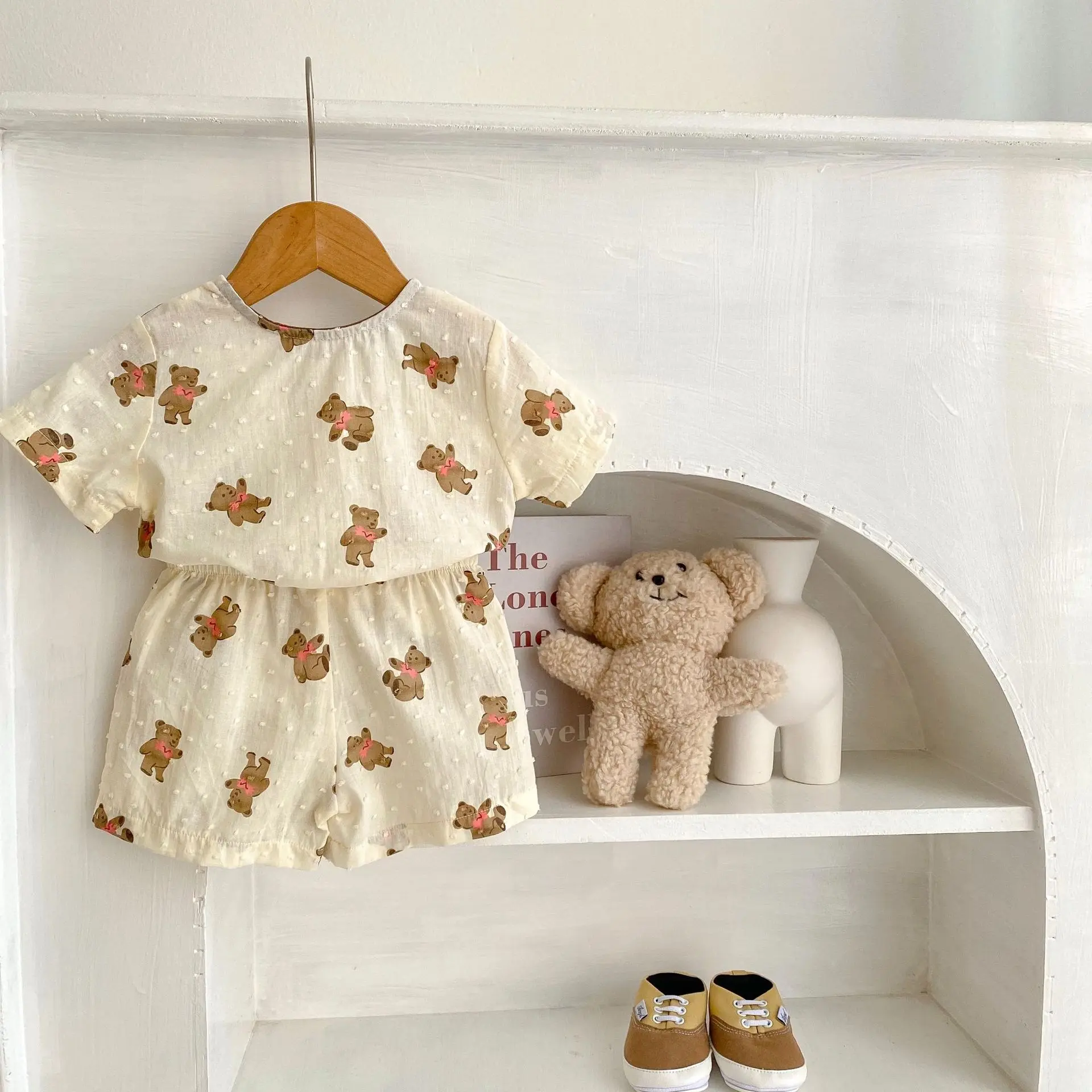 Instagram Summer New 0-3 Year Old Boys and Girls Fashion Versatile Set Infant Bear Printed Scissor Craft Top+2-piece Flat Corner