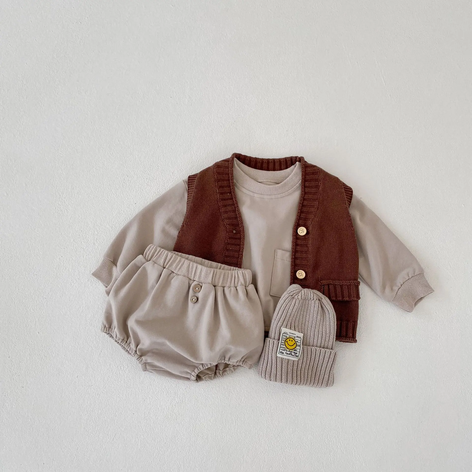 Autumn New Infant Fashion Versatile Set for Men and Women Baby Set with Large Pocket Round Neck Long sleeved Sweater and Triangl