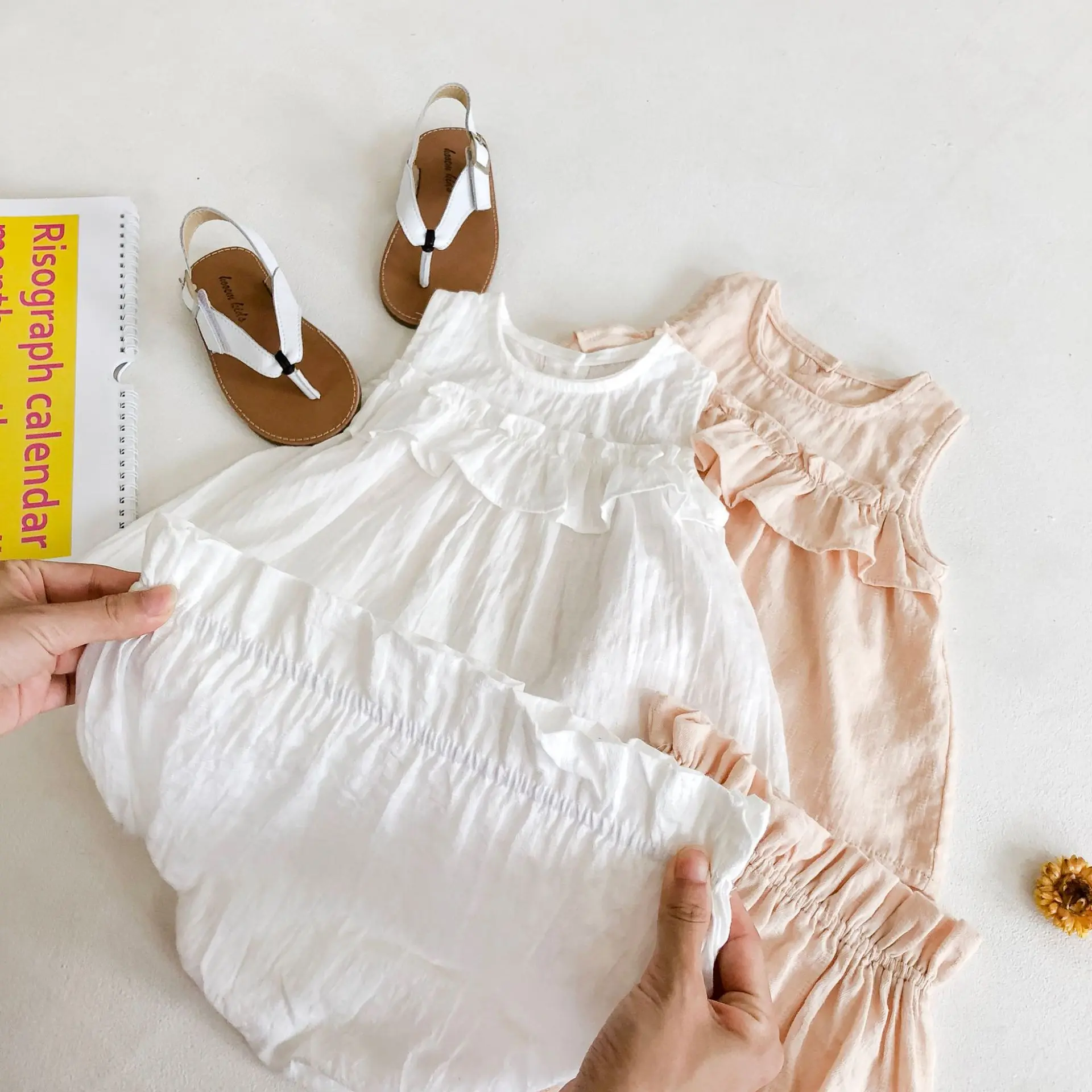 Summer New Women's Fashion Versatile Sleeveless Set Baby Cotton Sleeveless Wooden Ear Edge Top+Lantern Bread Pants Women's Two P