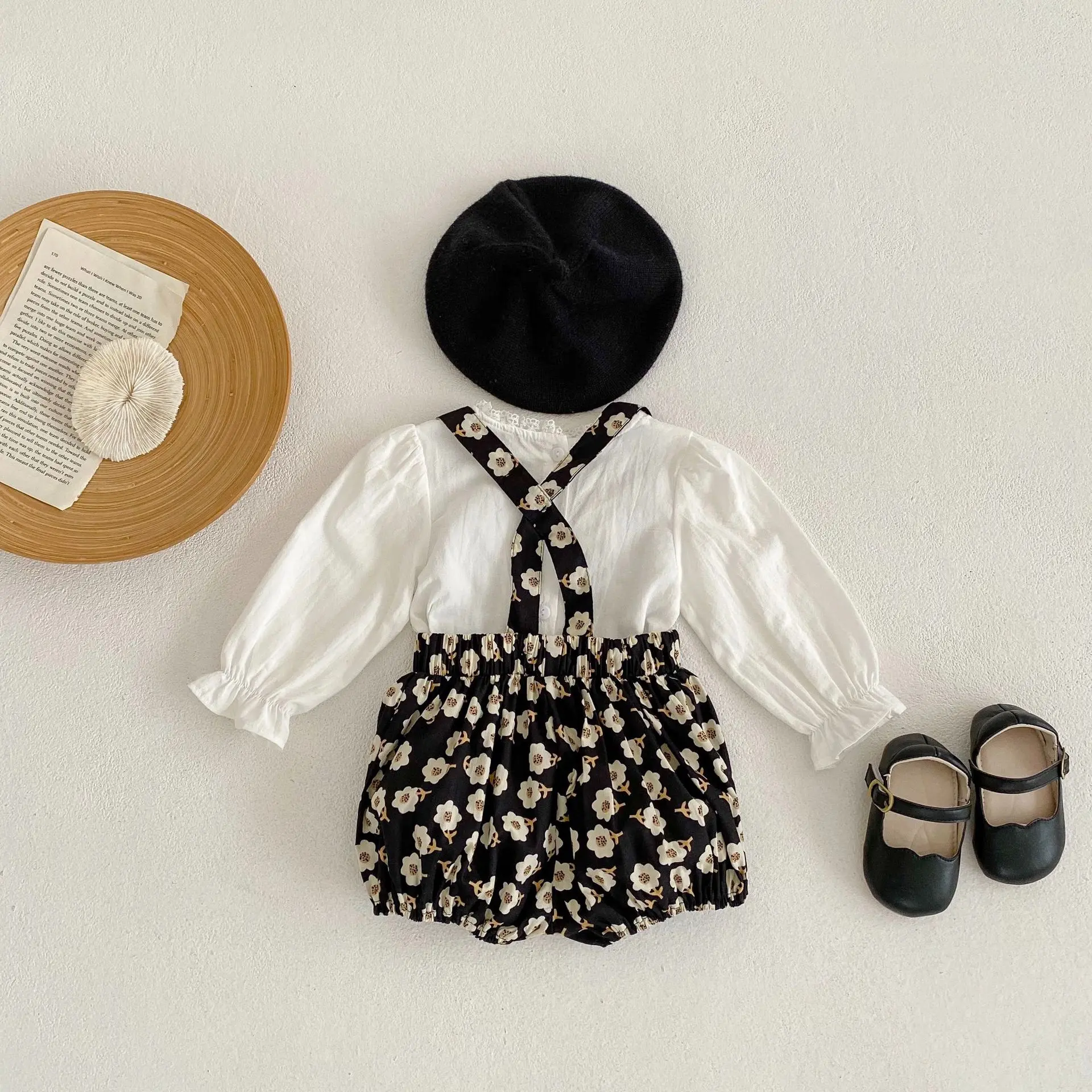 Instagram Spring/Summer New Infant and Child Embroidered Lace Cardigan Women's Baby Top+Printed Backband Pants 2-piece Set