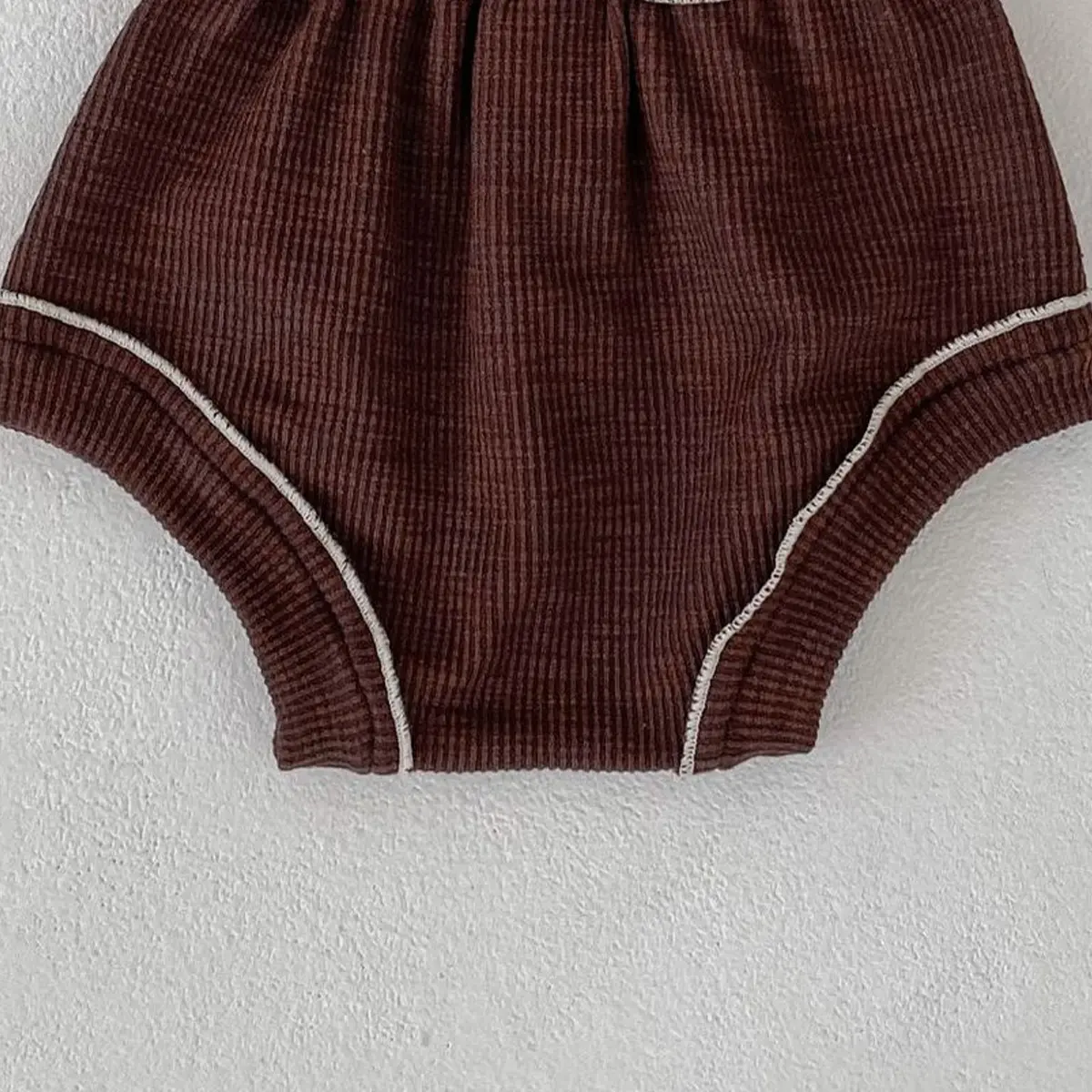 Instagram Spring and Autumn New Fashion Versatile Season Baby Boys and Girls Colored Wooden Ear Lock Top+Triangle Pants 2-piece