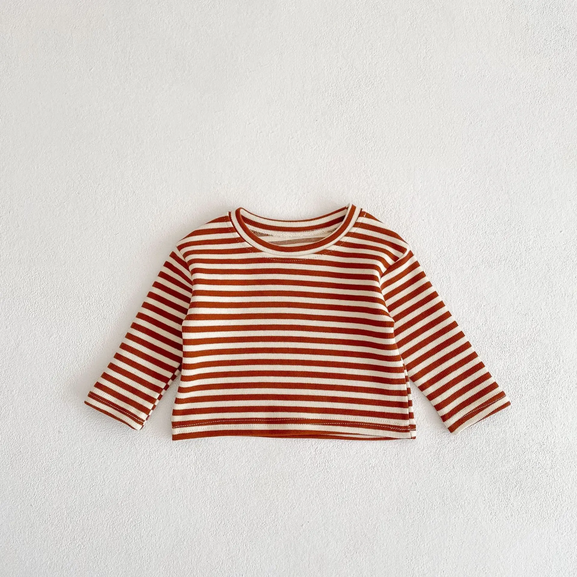 Autumn new 0-3 year old baby clothing, male baby girl set, striped T-shirt+bear embroidered shoulder strap jumpsuit