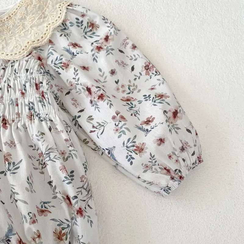 Autumn new baby clothing, 0-2 year old female baby, crawling clothes, waist cinching long sleeved printed bag, flatbed clothes