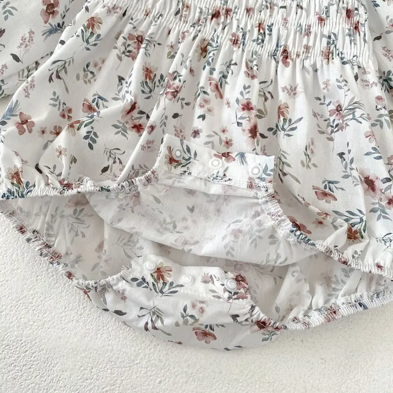 Autumn new baby clothing, 0-2 year old female baby, crawling clothes, waist cinching long sleeved printed bag, flatbed clothes