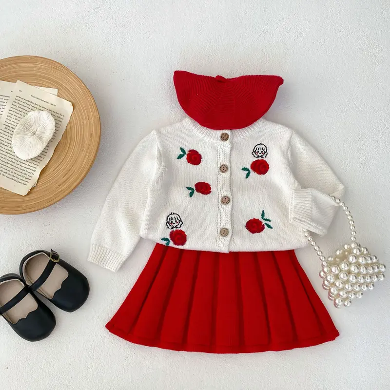 Autumn new baby clothing, 0-3 year old girl baby rose embroidered top+pleated skirt 2-piece set knitted sweater
