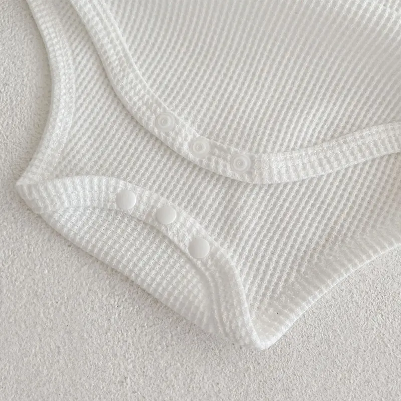 Spring and Autumn New Baby Clothing, 0-3 Year Old Boys and Girls, Versatile Base Long Sleeve jumpsuit