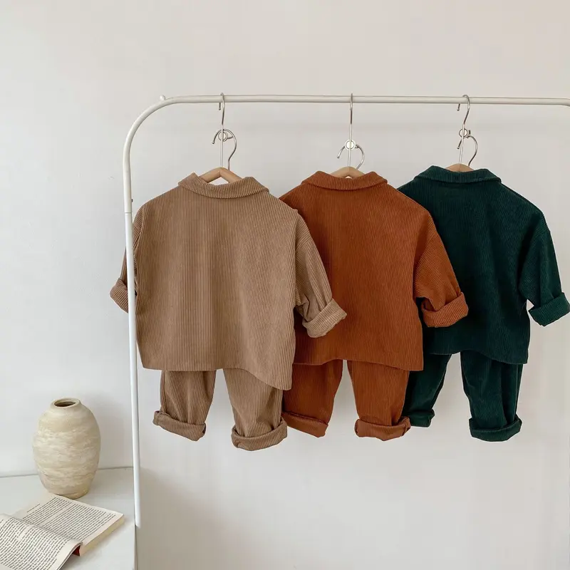 New autumn baby clothing, boys and girls aged 0-6, with a two-piece set of lapel cardigan jacket and corduroy pants