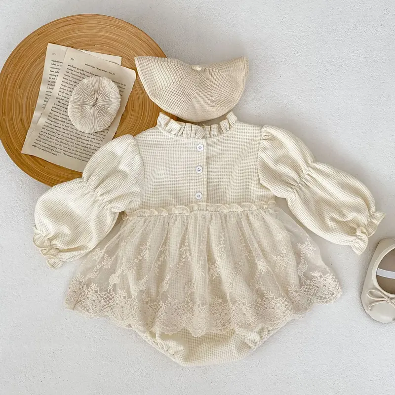 Autumn new baby clothing, 0-2 year old women's Baobao Waffle plaid lace small skirt long sleeved jumpsuit