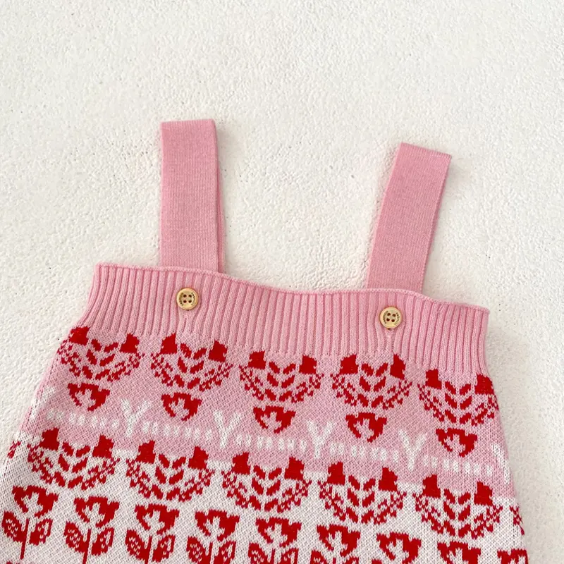 New autumn baby clothing, 0-3 year old female baby, flower jacquard knitted sweater jumpsuit, crawling suit