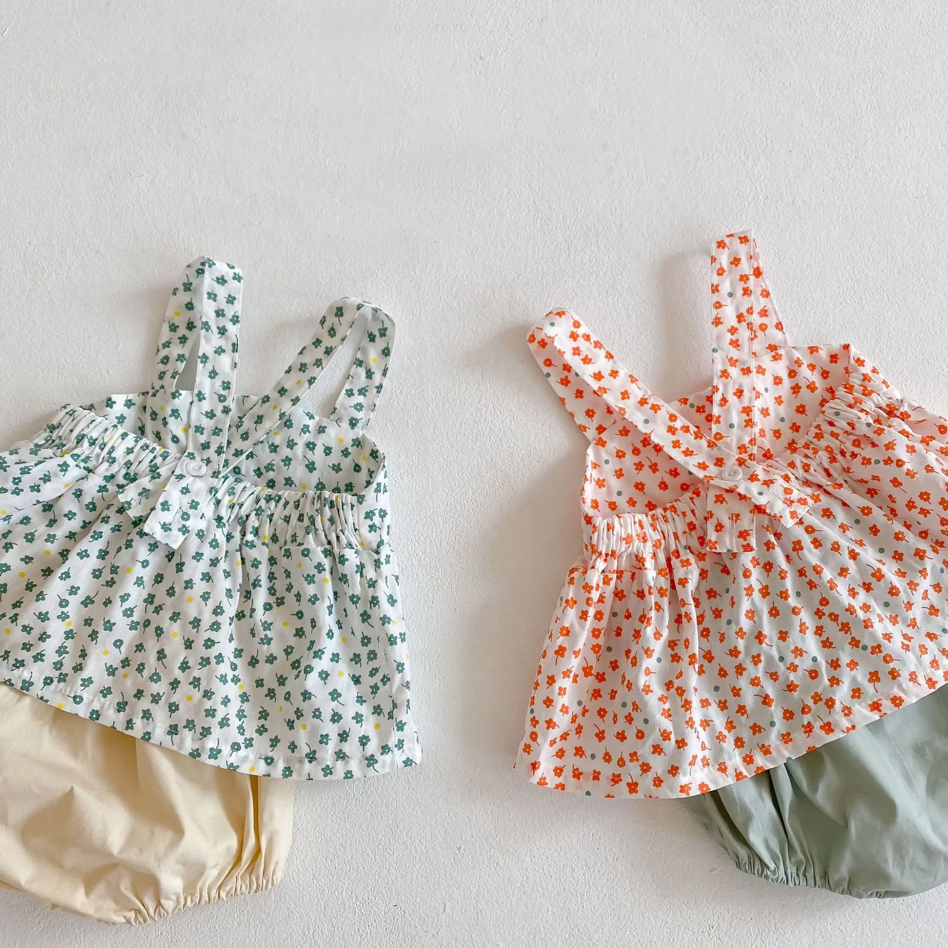 Instagram Summer New Sling Pullover Set Versatile Infant and Toddler Girl Baby Little Fragmented Flower Sling Top+Pants Set Two