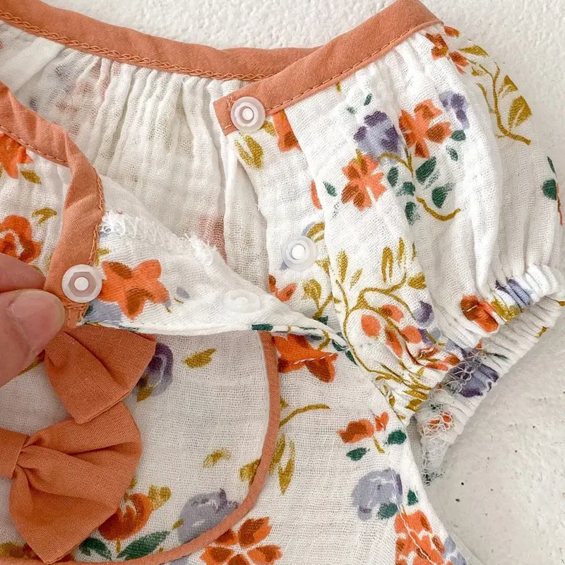Summer new baby clothing jumpsuit for girls, double wrinkled cotton printed short sleeved jumpsuit, triangle jumpsuit, climbing