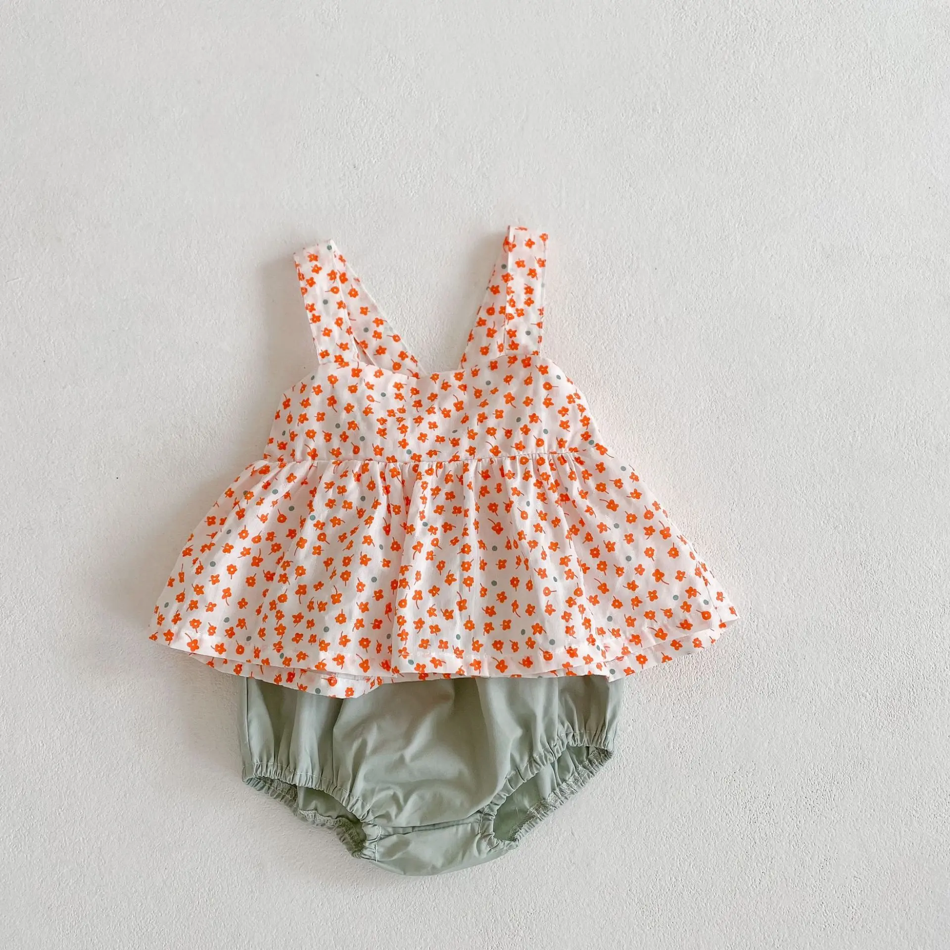 Instagram Summer New Sling Pullover Set Versatile Infant and Toddler Girl Baby Little Fragmented Flower Sling Top+Pants Set Two