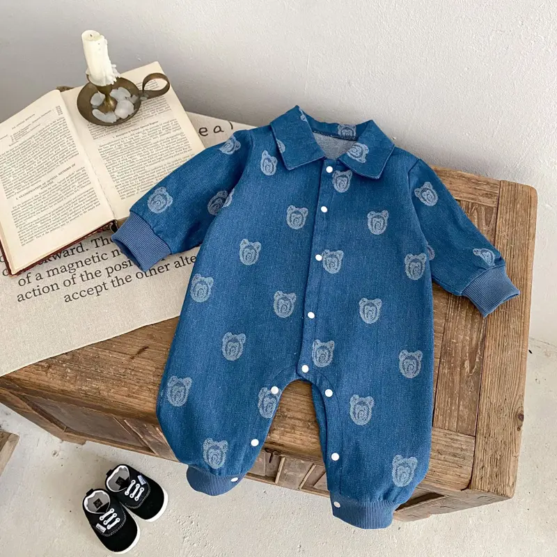 Autumn baby clothing, cute bear pattern long sleeved long crawling bag fart clothes for 0-3 year old male and female babies