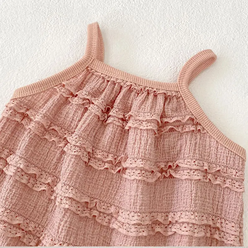 Summer new baby clothes for 0-3 years old, super cute baby girl lace suspender clothes, little princess bag pants