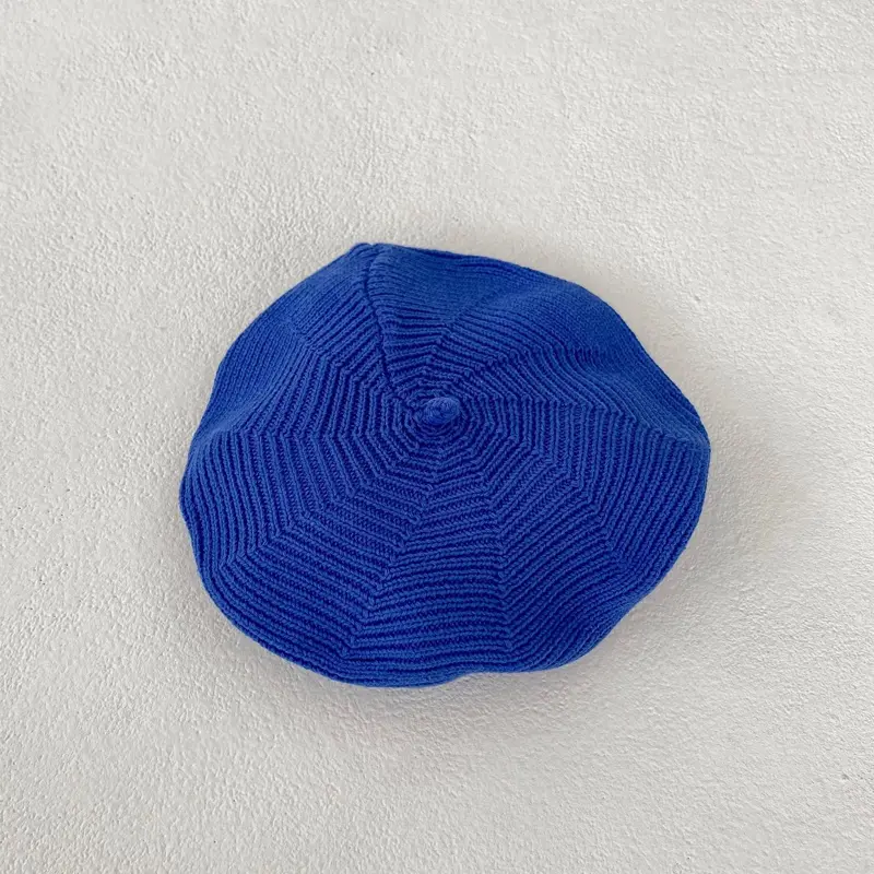 Winter new baby hats for boys and girls aged 0-3 years old, with multiple color options for berets