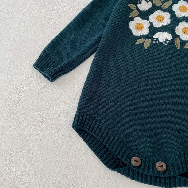 New autumn baby clothing, boys and girls aged 0-3, dark green embroidered long sleeved bun top, triangle jumpsuit, climbing suit