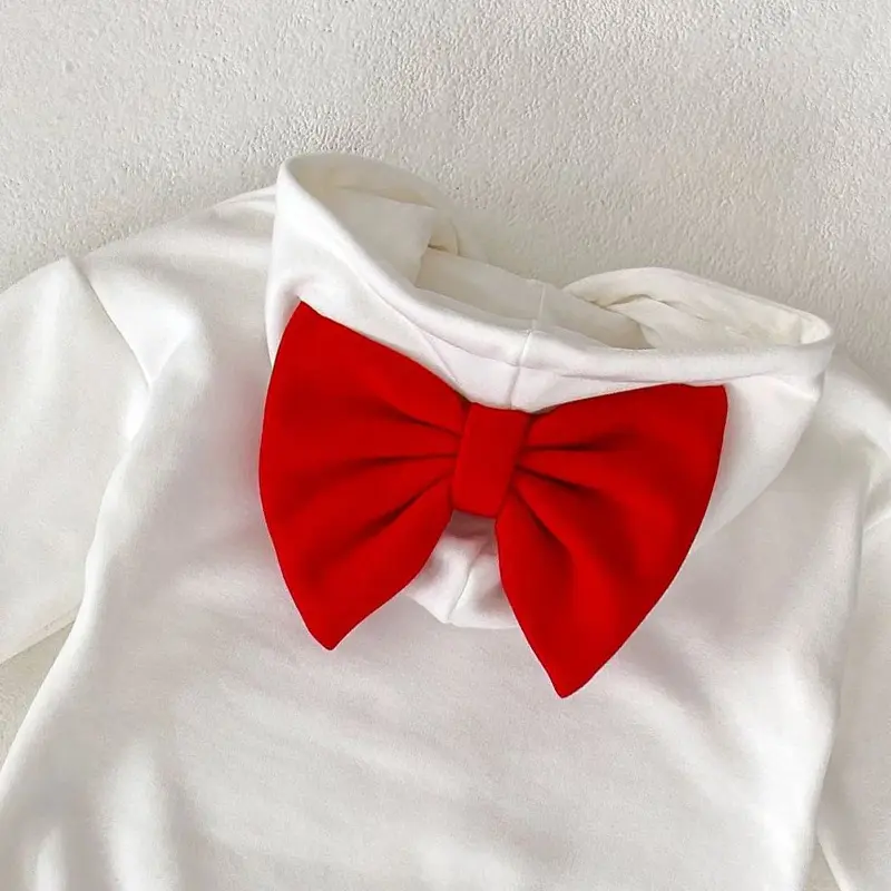 Spring and Autumn New Baby Clothing, 0-3 Year Old Female Baby, Hooded and Velvet jumpsuit, Crawler Clothing