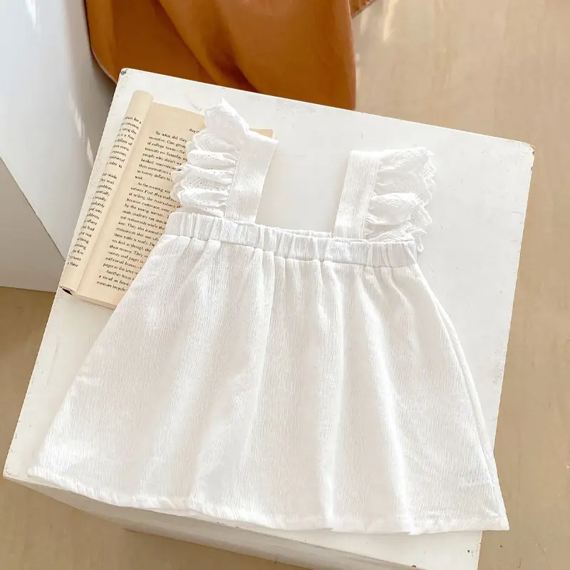 New summer baby clothing, 2-piece set of fresh lace patchwork shoulder strap top and buttocks for 0-3 year old girls