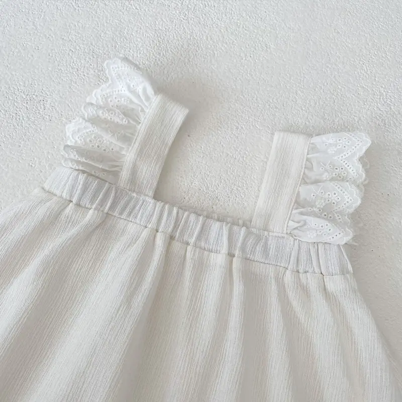 New summer baby clothing, 2-piece set of fresh lace patchwork shoulder strap top and buttocks for 0-3 year old girls
