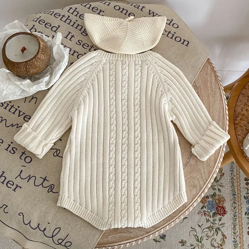 Spring and Autumn New Baby Clothing, 0-3 Year Old Boys and Girls, Sleeves Knitted Solid Color Versatile Short Crawler jumpsuit