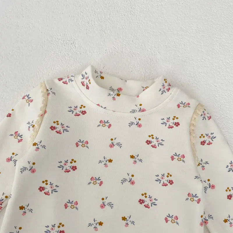 New autumn baby clothing, 0-7 year old female baby, versatile children's floral half high neck base shirt