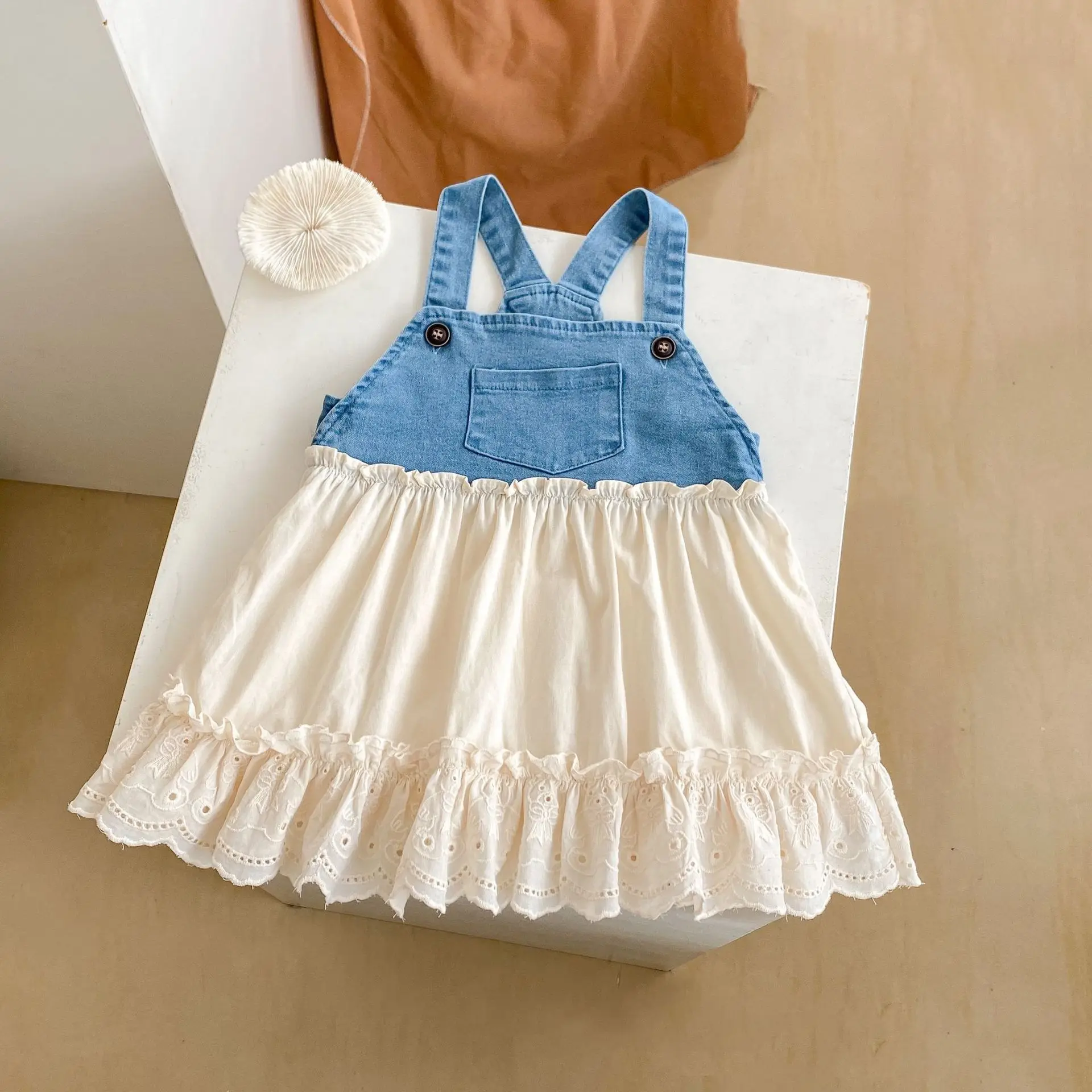 Summer new 0-3 year old baby clothing, fashionable dresses, denim camisole patchwork dresses