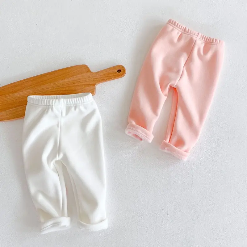 Winter New Baby Pants, Girl Baby Love Patch Patching and Velvet Underpants, Cotton Versatile Pants