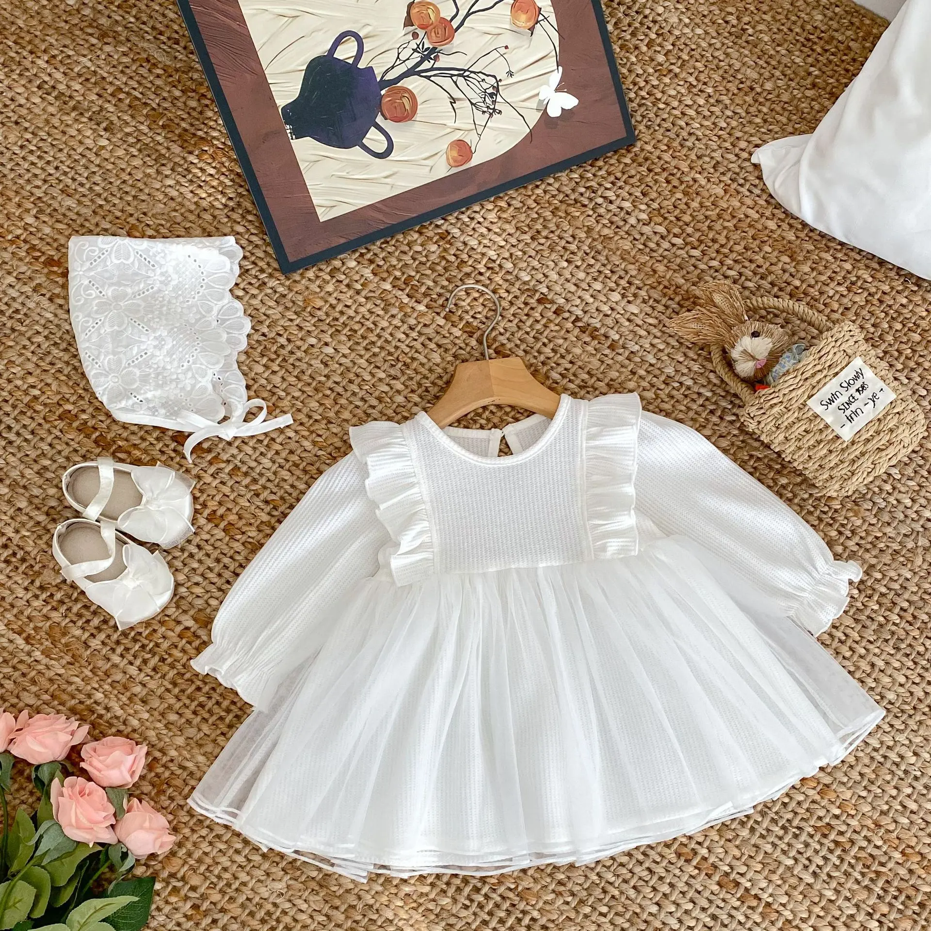 Spring  new 0-3 year old baby clothing, fashionable baby girl dress, exquisite long sleeved princess skirt A-line skirt